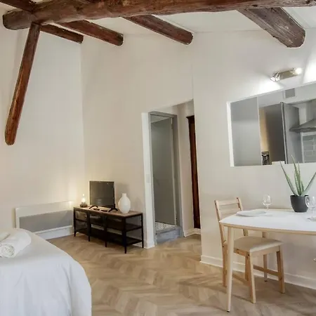 Noa - Mont Piete Intramuros -
